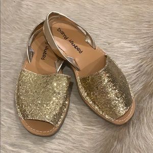 Dirty Laundry Sandals Sz. 7 Gold Glitter EUC